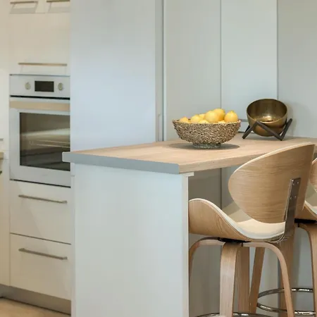 Diogia Luxury Apartment- Comfort & Elegance, By Zantewize Lägenhet Vanato