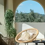 Diogia Luxury Apartment- Comfort & Elegance, By Zantewize